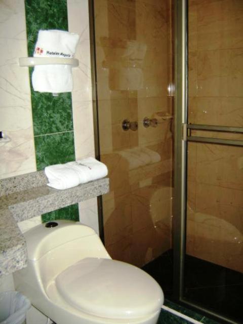 Hoteles Bogota Inn La Soledad ภายนอก รูปภาพ