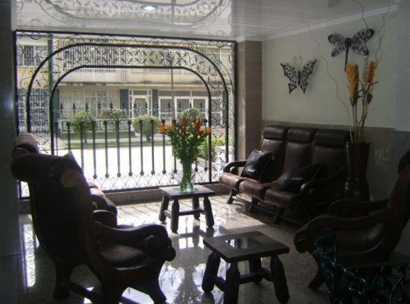 Hoteles Bogota Inn La Soledad ภายนอก รูปภาพ